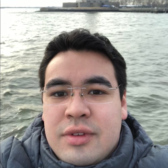 Meet your Posher, Felipe - Picture 1 of 1